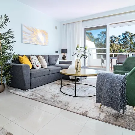 Gorgeous 3 Bedroom Town House In El Paraiso Overlooking La Concha Mountain Estepona