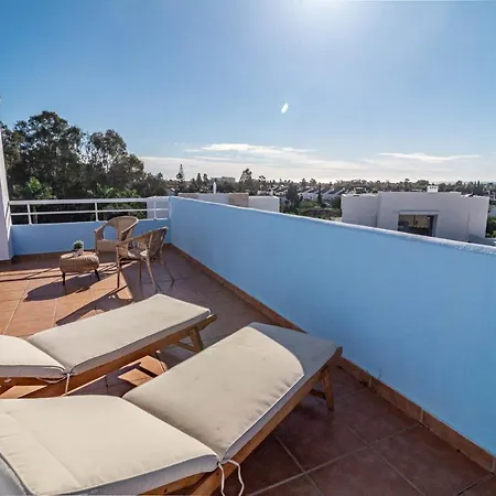 Gorgeous 3 Bedroom Town House In El Paraiso Overlooking La Concha Mountain *