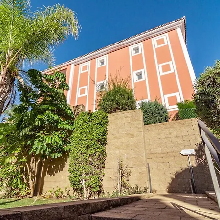 Gorgeous 3 Bedroom Town House In El Paraiso Overlooking La Concha Mountain Estepona